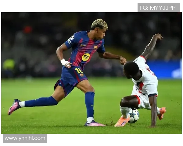 足球迷排挤球星的背后原因分析与影响探讨 足球迷排挤球星的背后原因分析与影响探讨